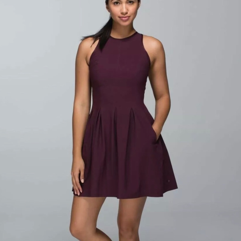LULULEMON HERE TO THERE DRESS SIZE 2
